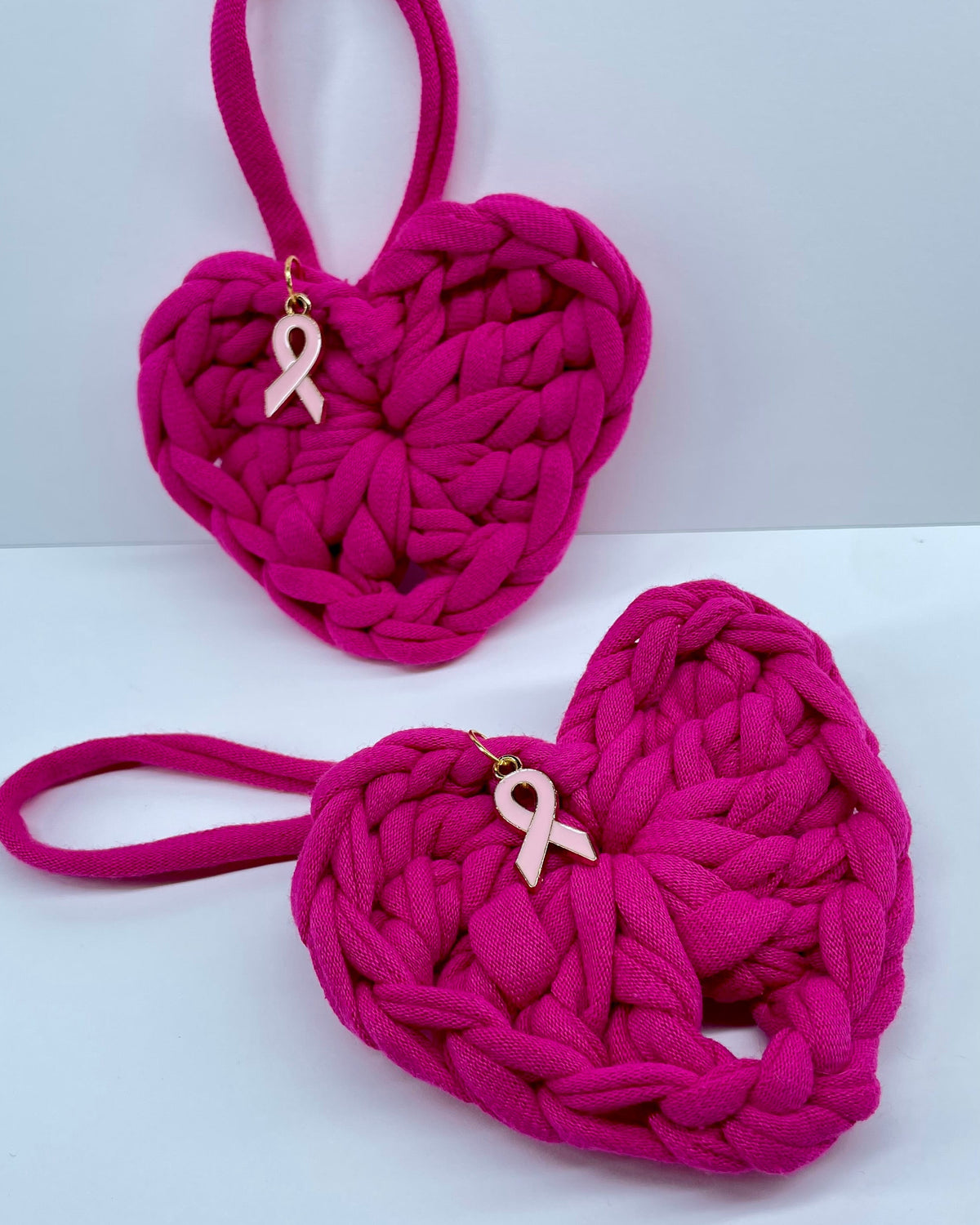 PORTE CLÉ COEUR AVEC PENDENTIF RUBAN ROSE